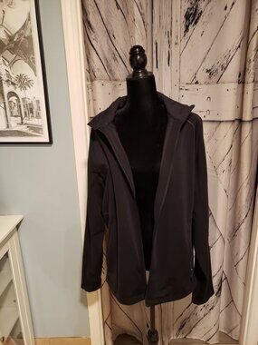 ⭐️ Women's Lululemon Jacket GUC Size Large